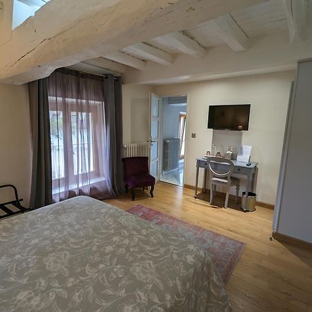 Bed and Breakfast La Barbotiere Chevannes  Экстерьер фото