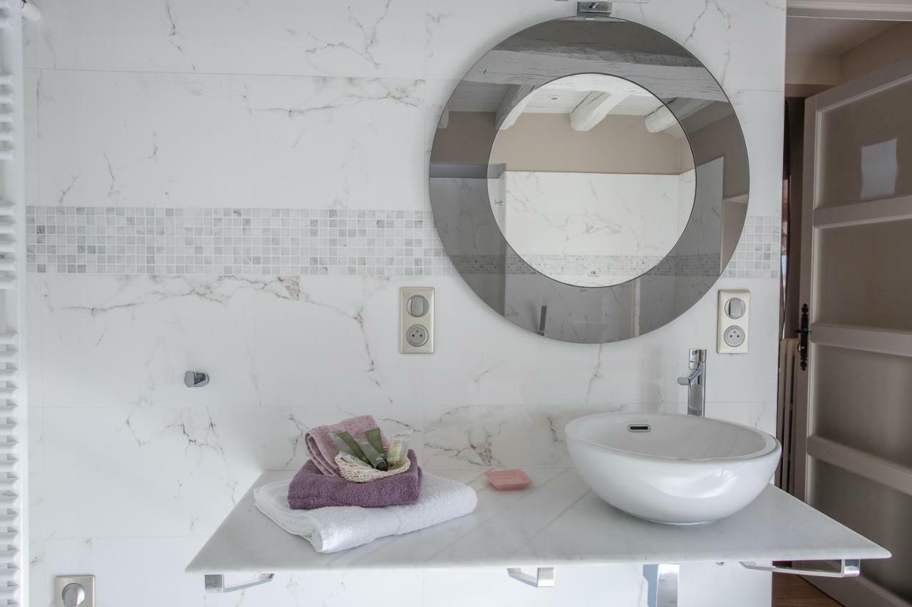Bed and Breakfast La Barbotiere Chevannes  Экстерьер фото