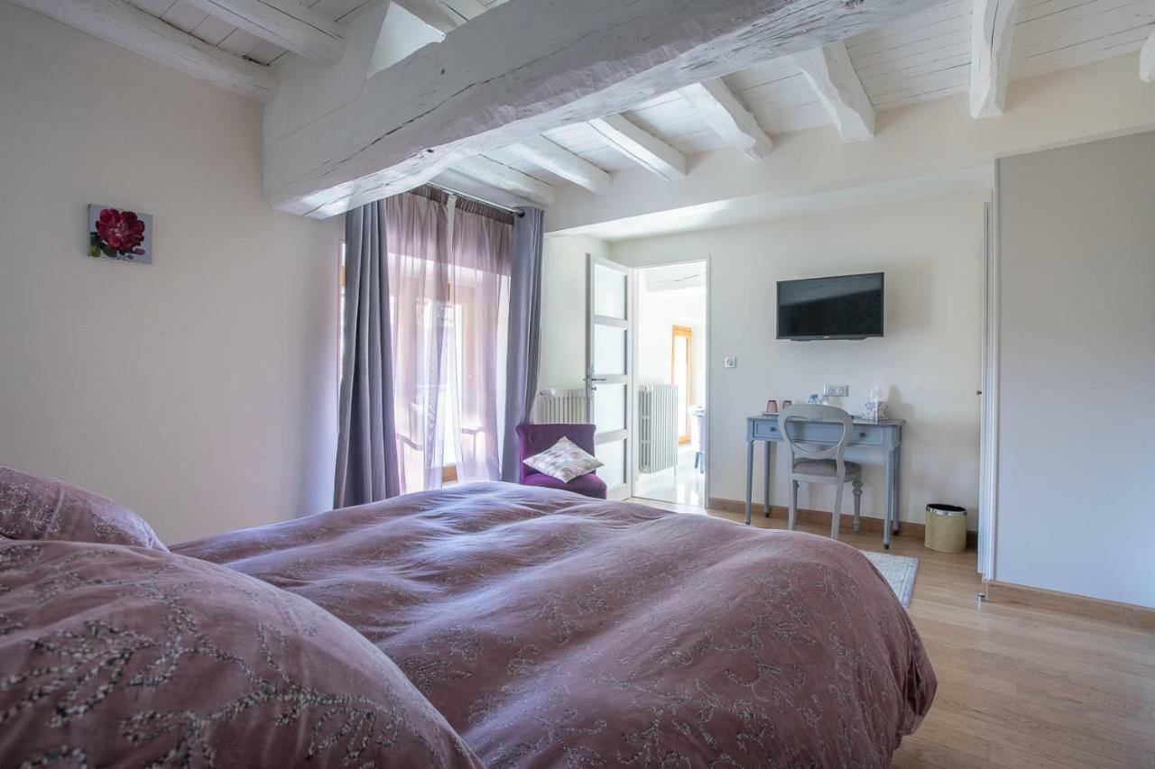 Bed and Breakfast La Barbotiere Chevannes  Экстерьер фото
