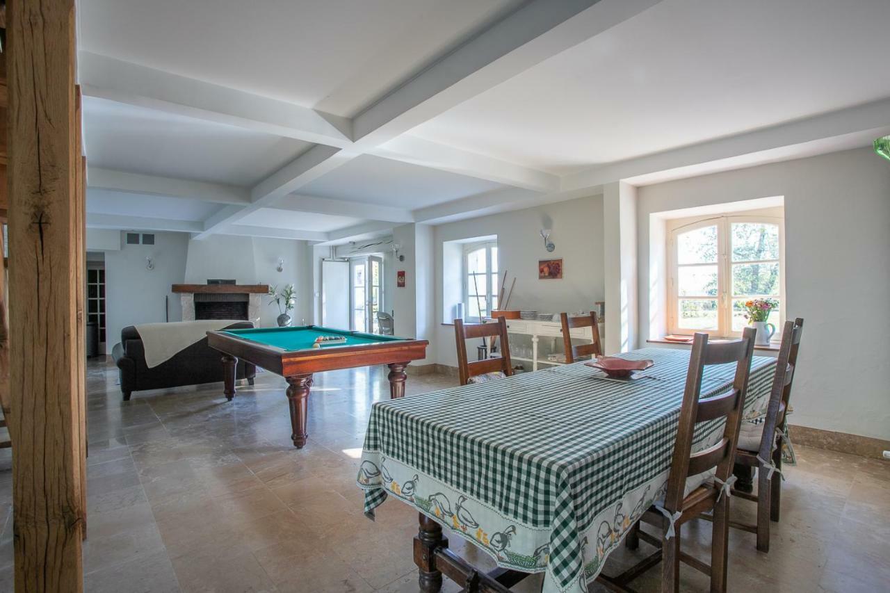 Bed and Breakfast La Barbotiere Chevannes  Экстерьер фото