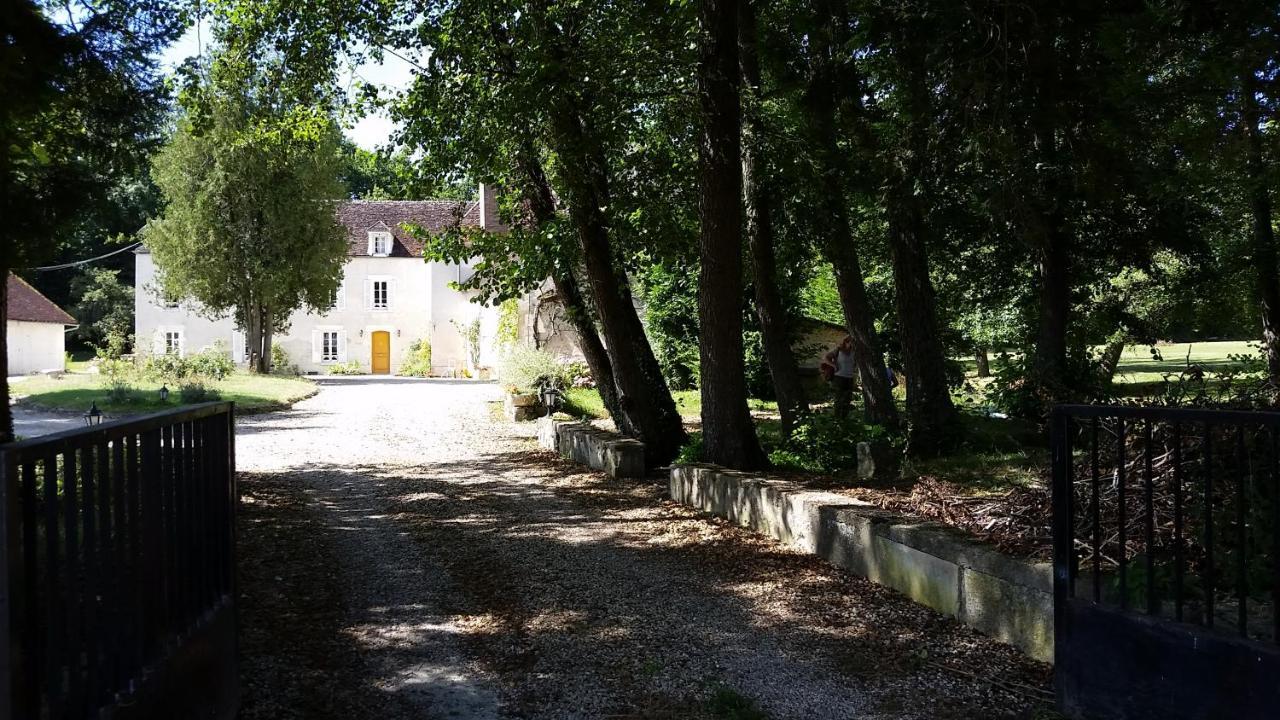 Bed and Breakfast La Barbotiere Chevannes  Экстерьер фото